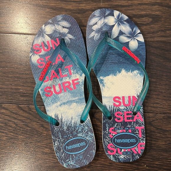 Havaianas Teal and Pink Surf Flip Flops 9/10 - Picture 2 of 4
